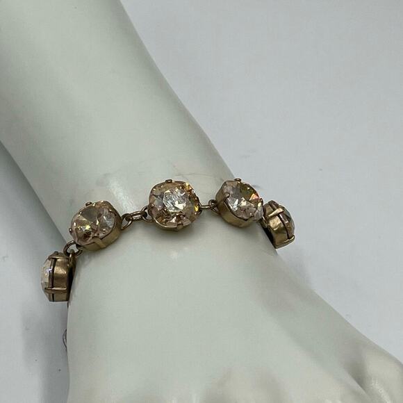 Catherine Popesco France 
12mm Champagne Cushion Cut Crystal Goldtone Bracelet - Picture 2 of 12